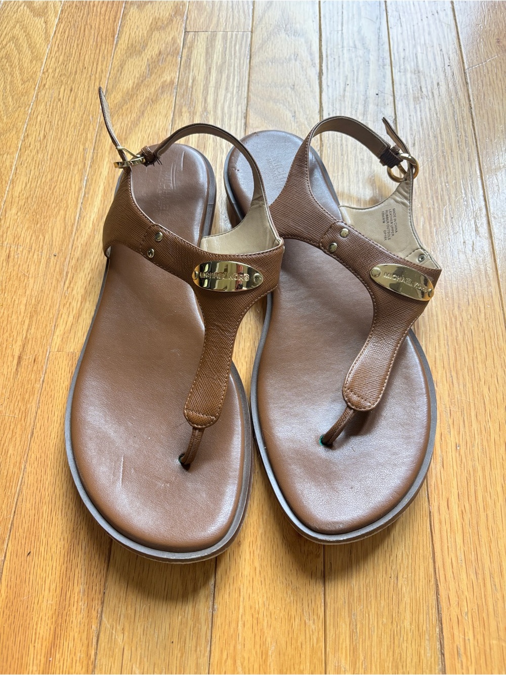 Michael Kors well loved leather sandals size 10